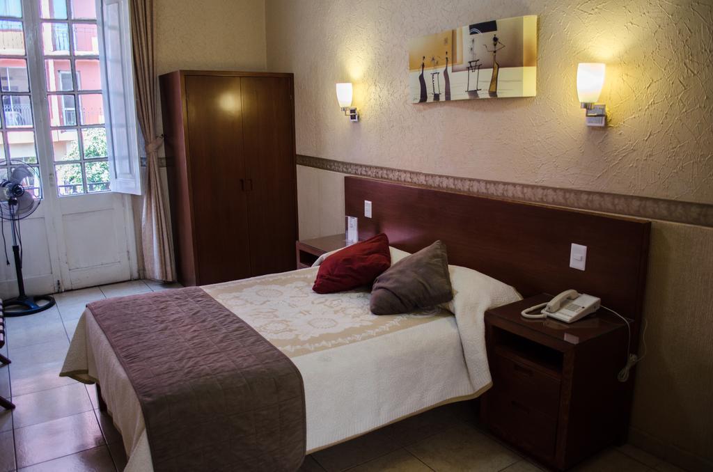 Hotel Posada Regis Гуадалахара Екстериор снимка
